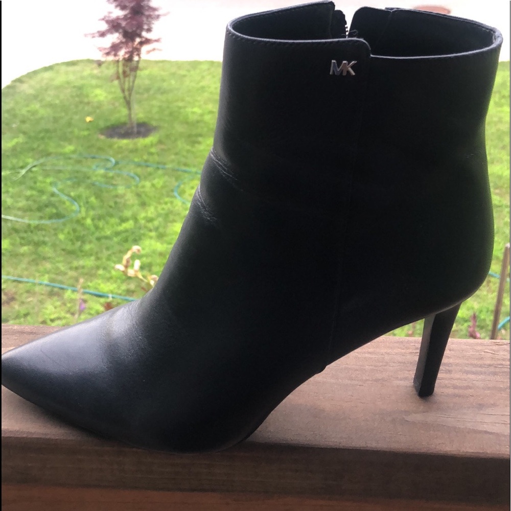 Michael Kors black leather boots
